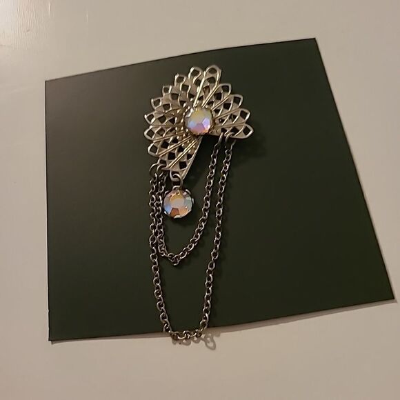 Vintage Rhinestone Chain Brooche - Picture 1 of 5